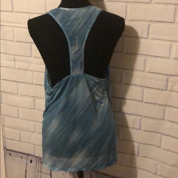 Nike Fitness Tank - Picture 2 of 3